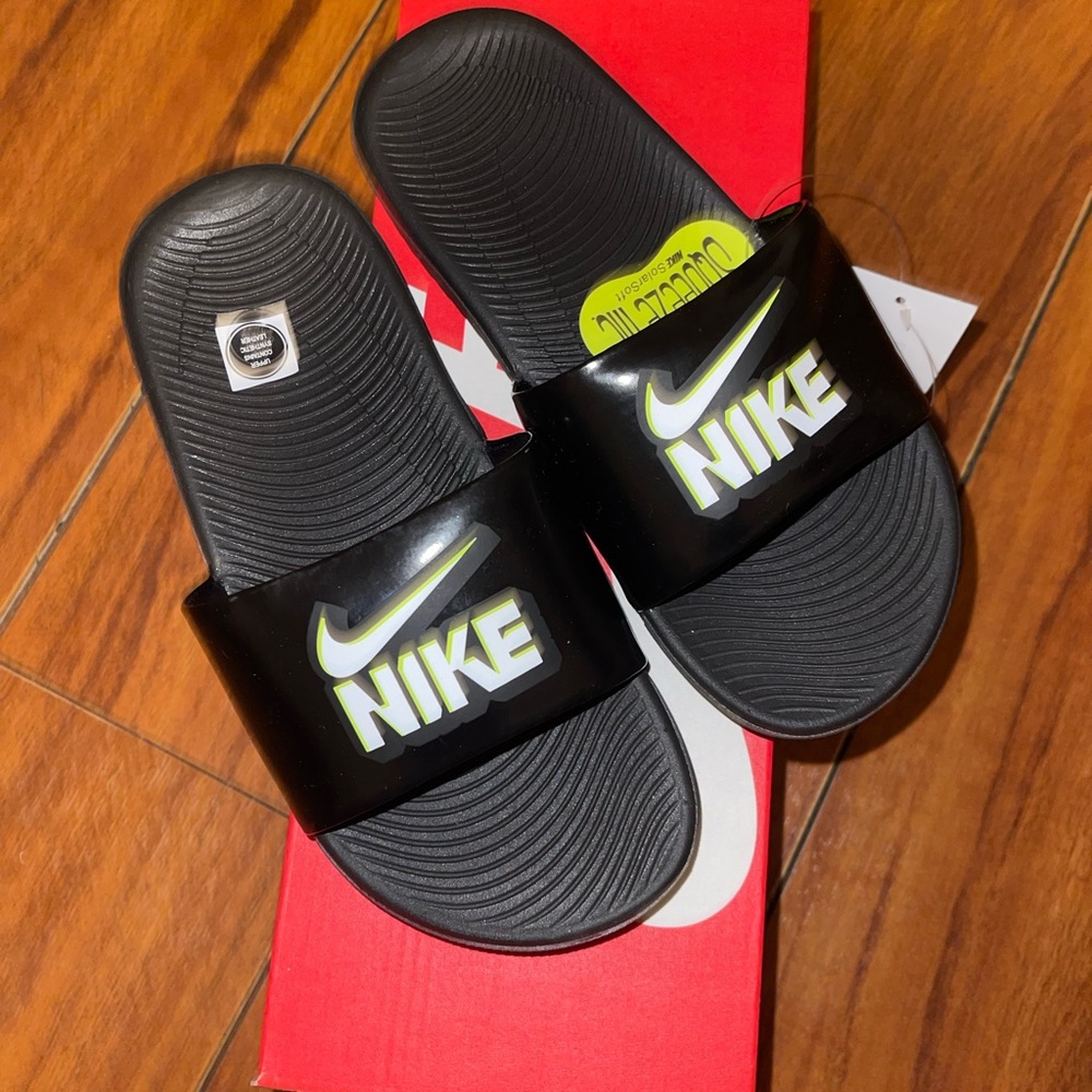 Boys Nike Slides